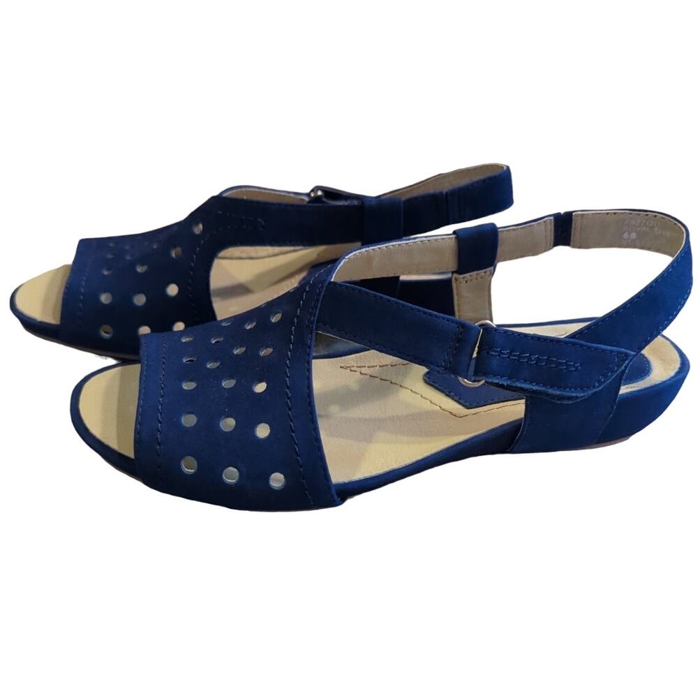Earthies Razzoli Royal Blue Soft Buck Suede Slingback sandals size 6 NEW